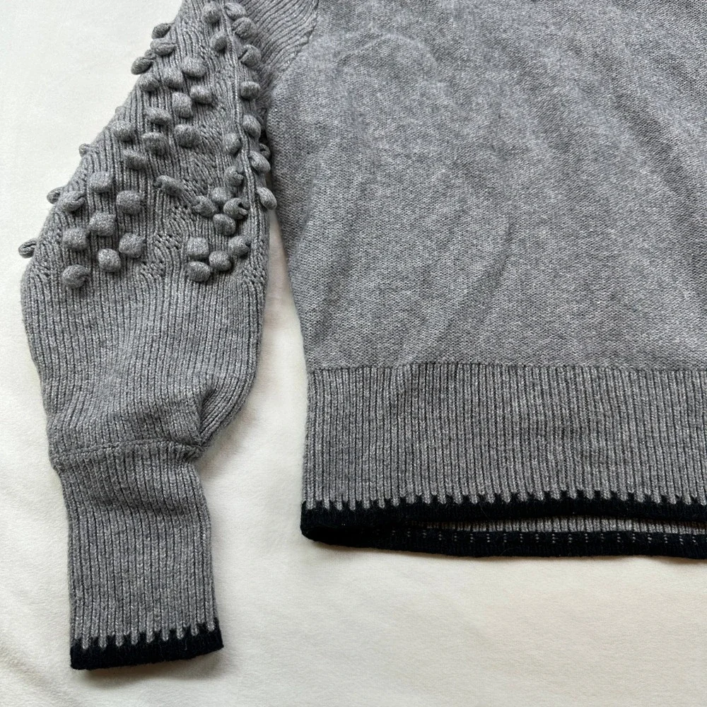 BCBGMAXAZRIA Mock Neck Bobble Knit Sweater Merino Wool Grey Size‎ Large